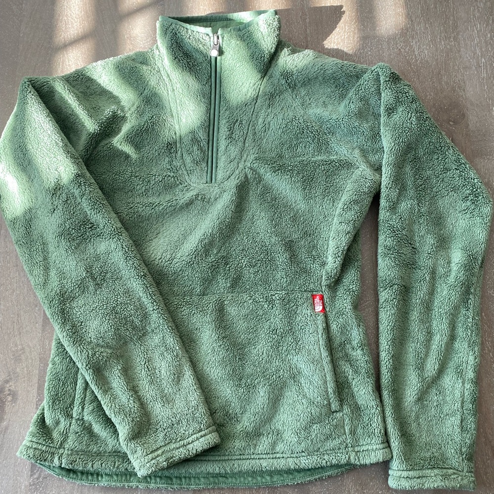 The North Face| Women’s Osito 1/4-Zip Pullover Jacket